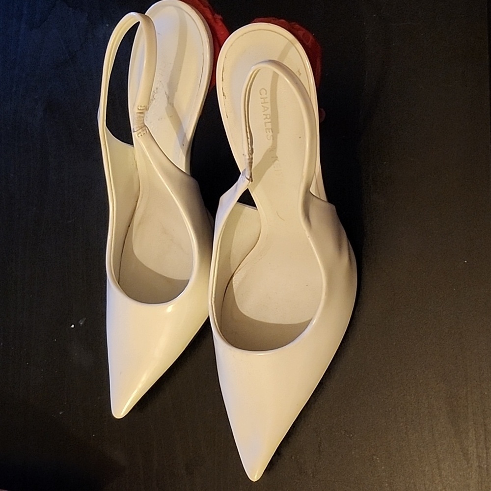 Elegant Cream Slingback Charlws And Keith Heels With Rose - Picture 2 of 4